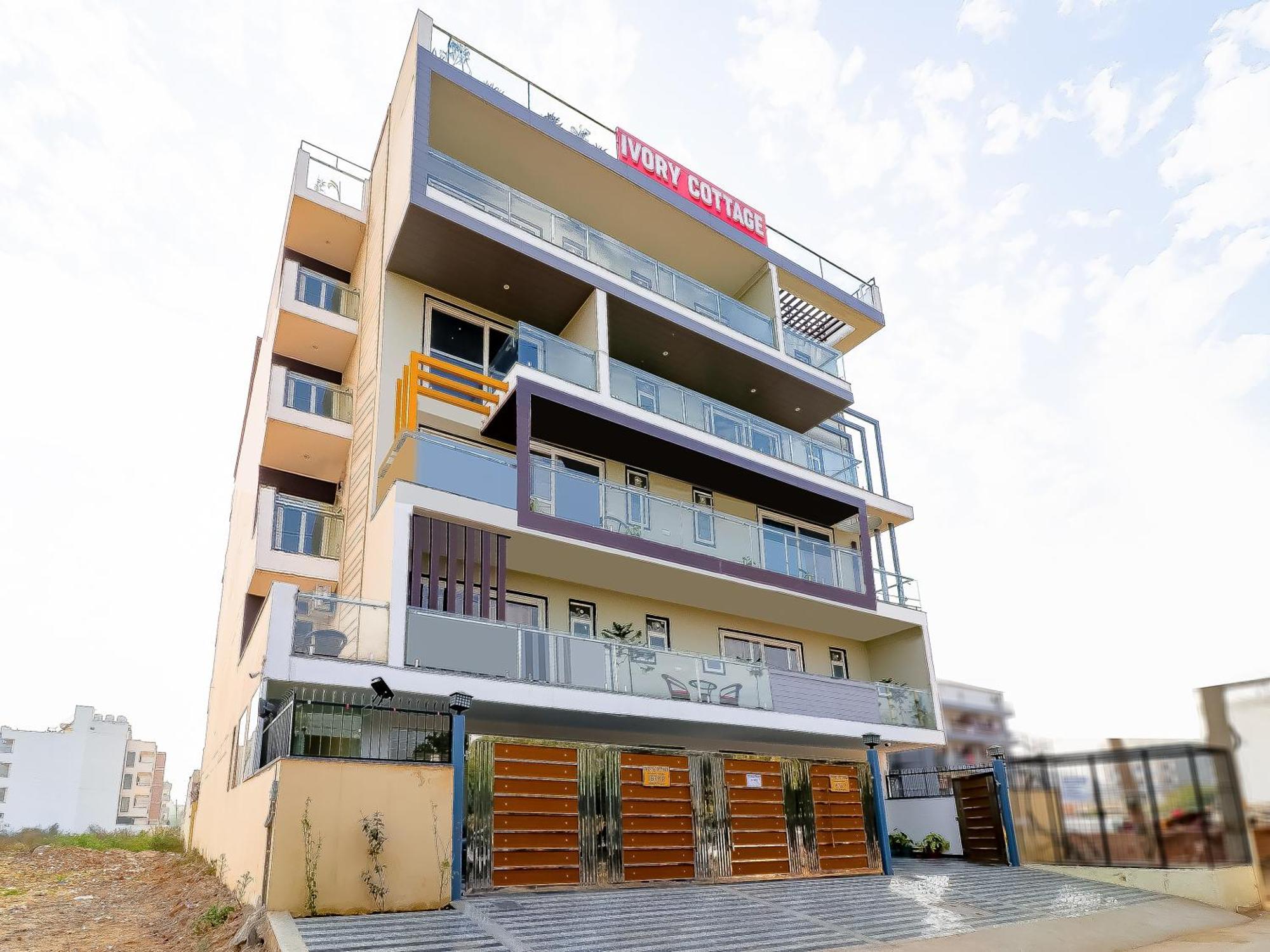 Treebo Rejoice 52 - 3Km From Huda City Metro Station Badshahpur Εξωτερικό φωτογραφία