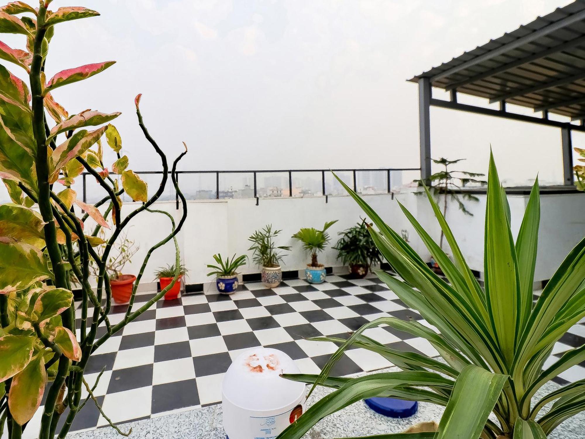 Treebo Rejoice 52 - 3Km From Huda City Metro Station Badshahpur Εξωτερικό φωτογραφία