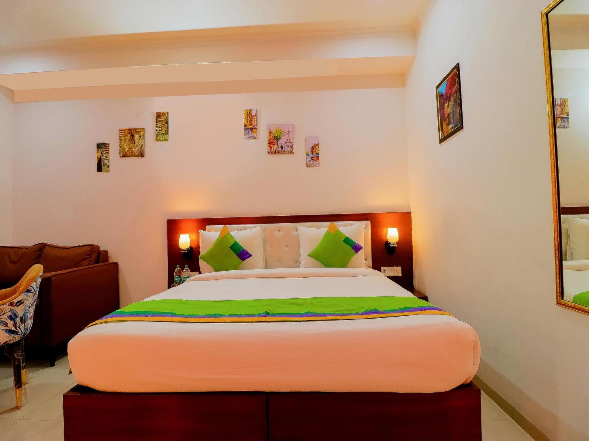 Treebo Rejoice 52 - 3Km From Huda City Metro Station Badshahpur Εξωτερικό φωτογραφία