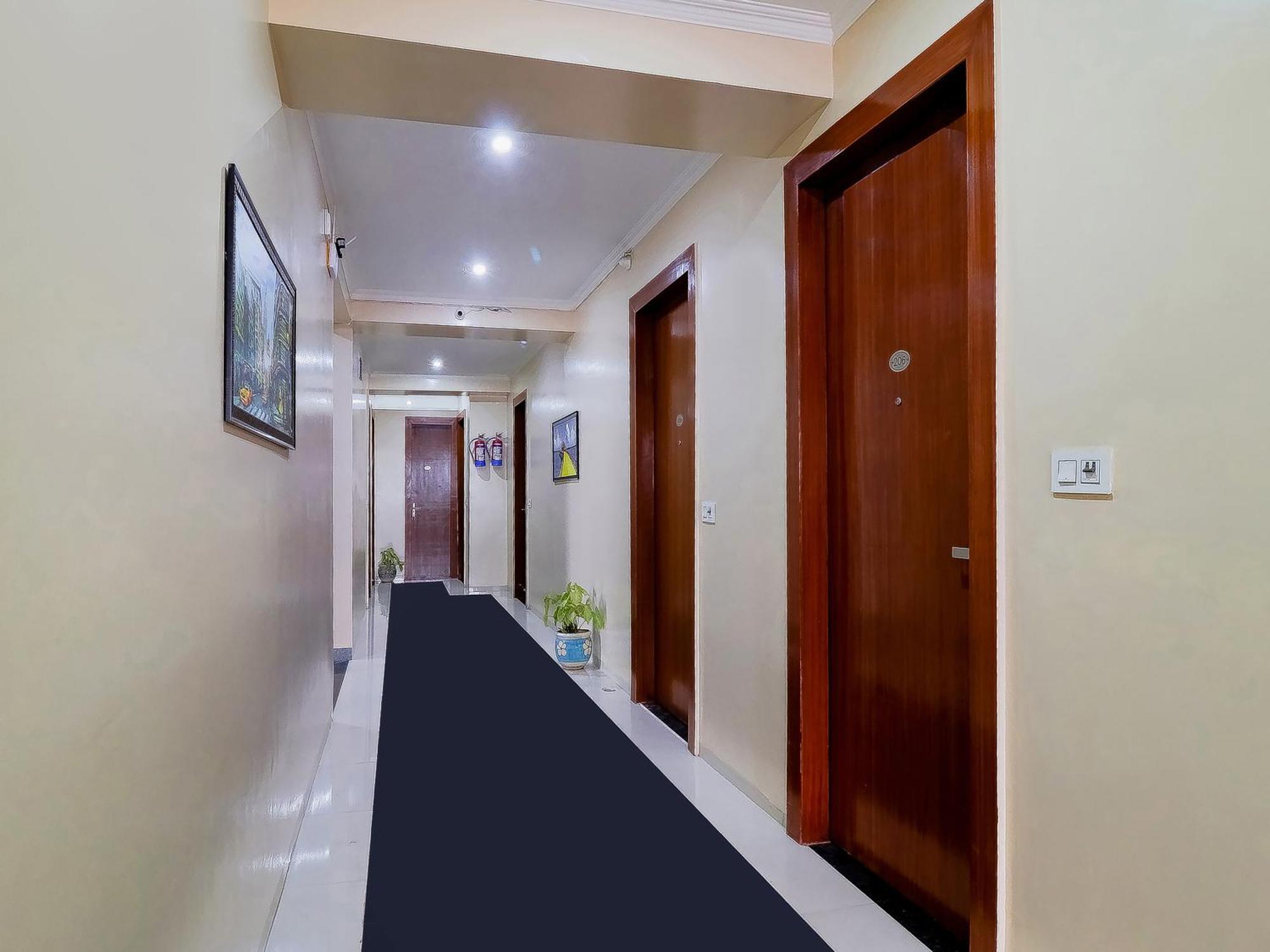 Treebo Rejoice 52 - 3Km From Huda City Metro Station Badshahpur Εξωτερικό φωτογραφία