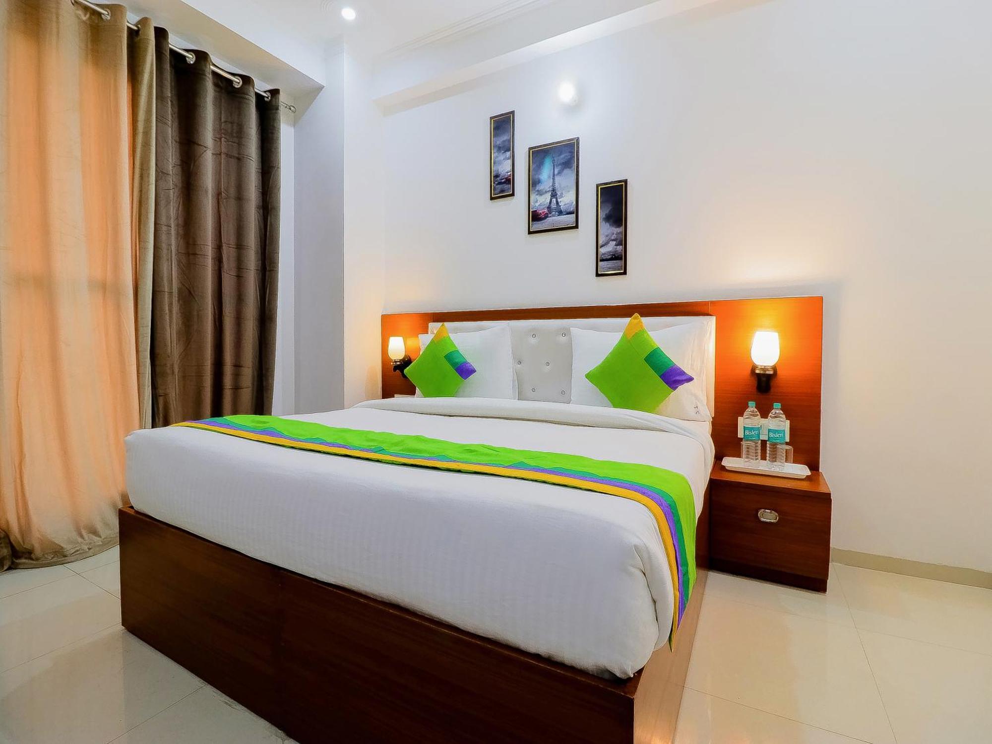 Treebo Rejoice 52 - 3Km From Huda City Metro Station Badshahpur Εξωτερικό φωτογραφία