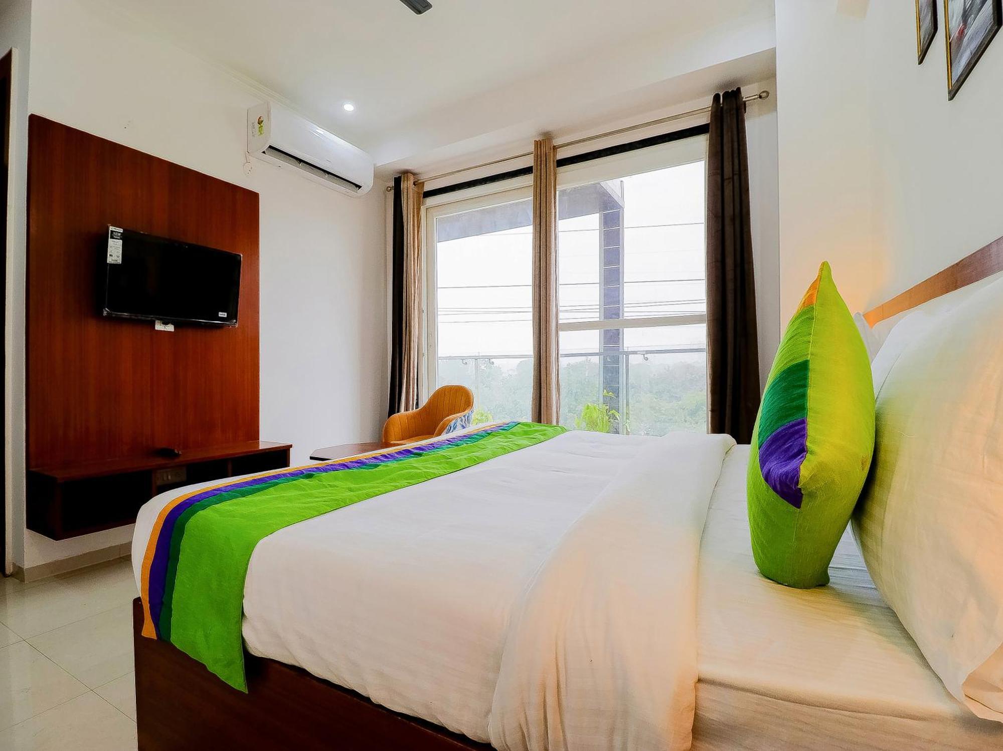Treebo Rejoice 52 - 3Km From Huda City Metro Station Badshahpur Εξωτερικό φωτογραφία