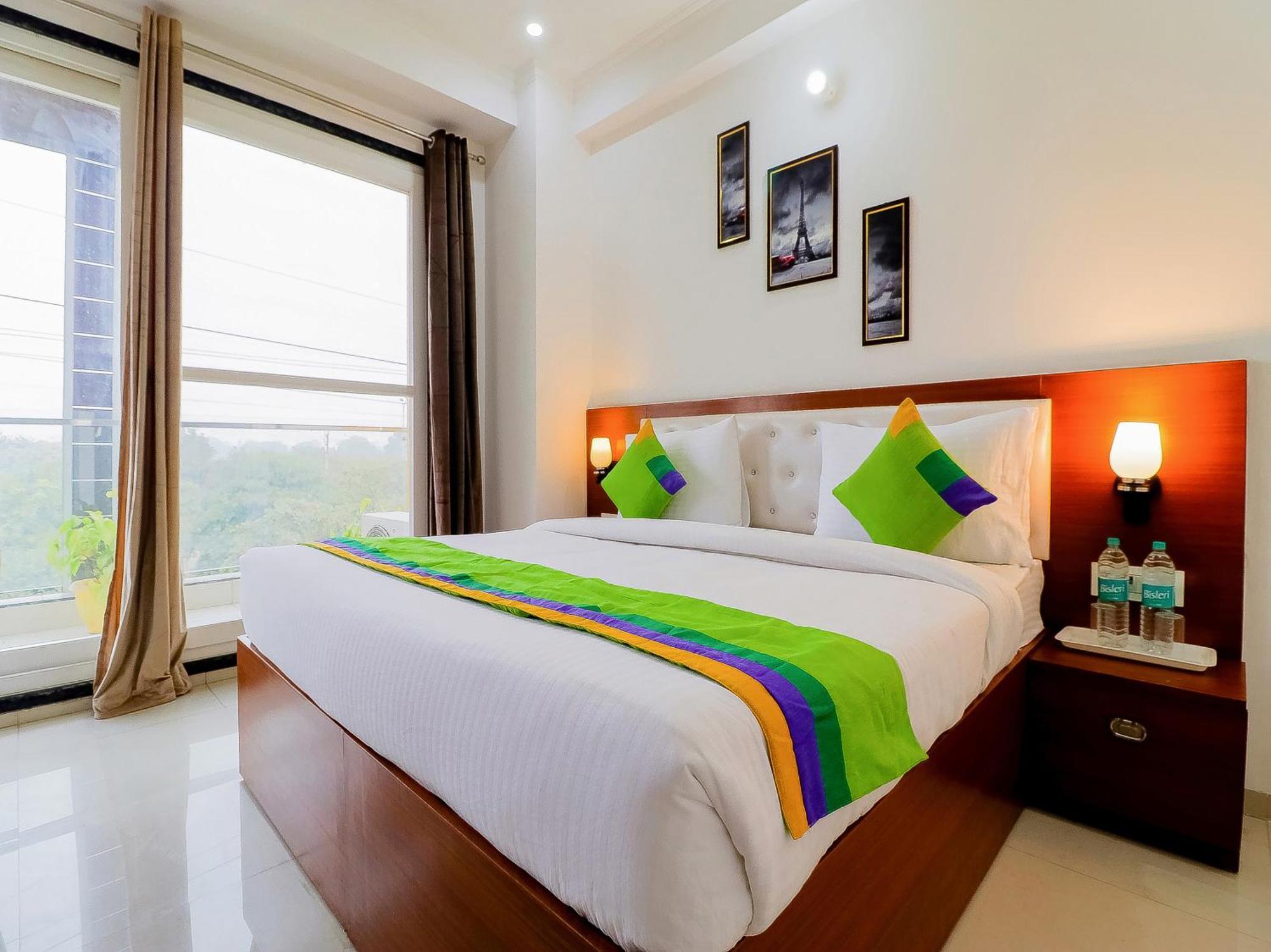 Treebo Rejoice 52 - 3Km From Huda City Metro Station Badshahpur Εξωτερικό φωτογραφία