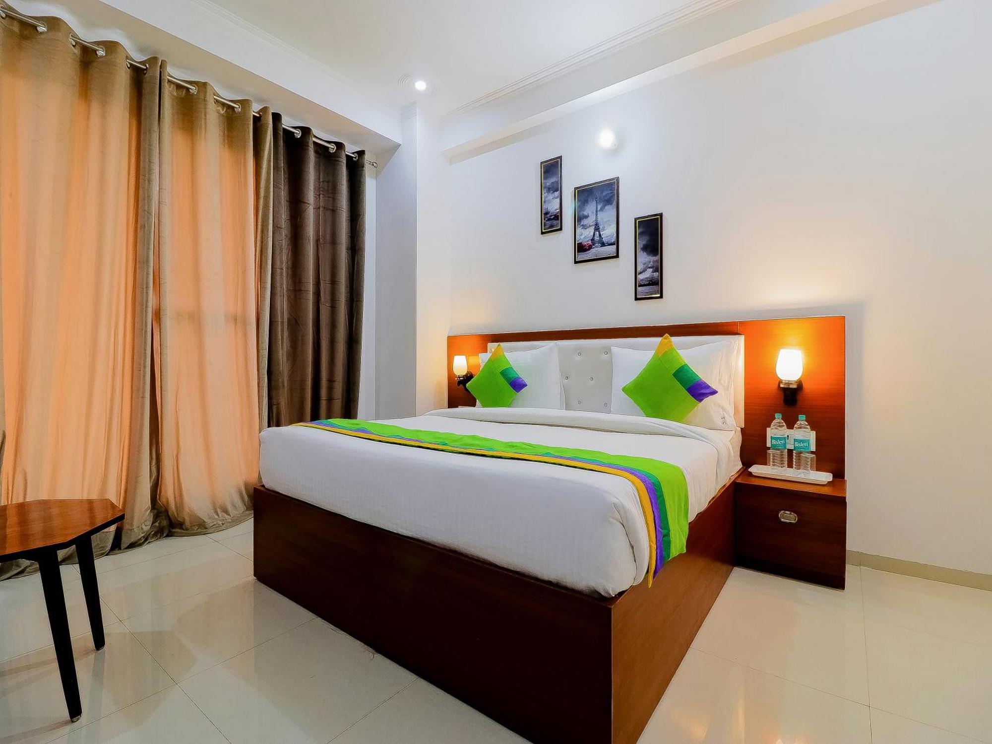 Treebo Rejoice 52 - 3Km From Huda City Metro Station Badshahpur Εξωτερικό φωτογραφία