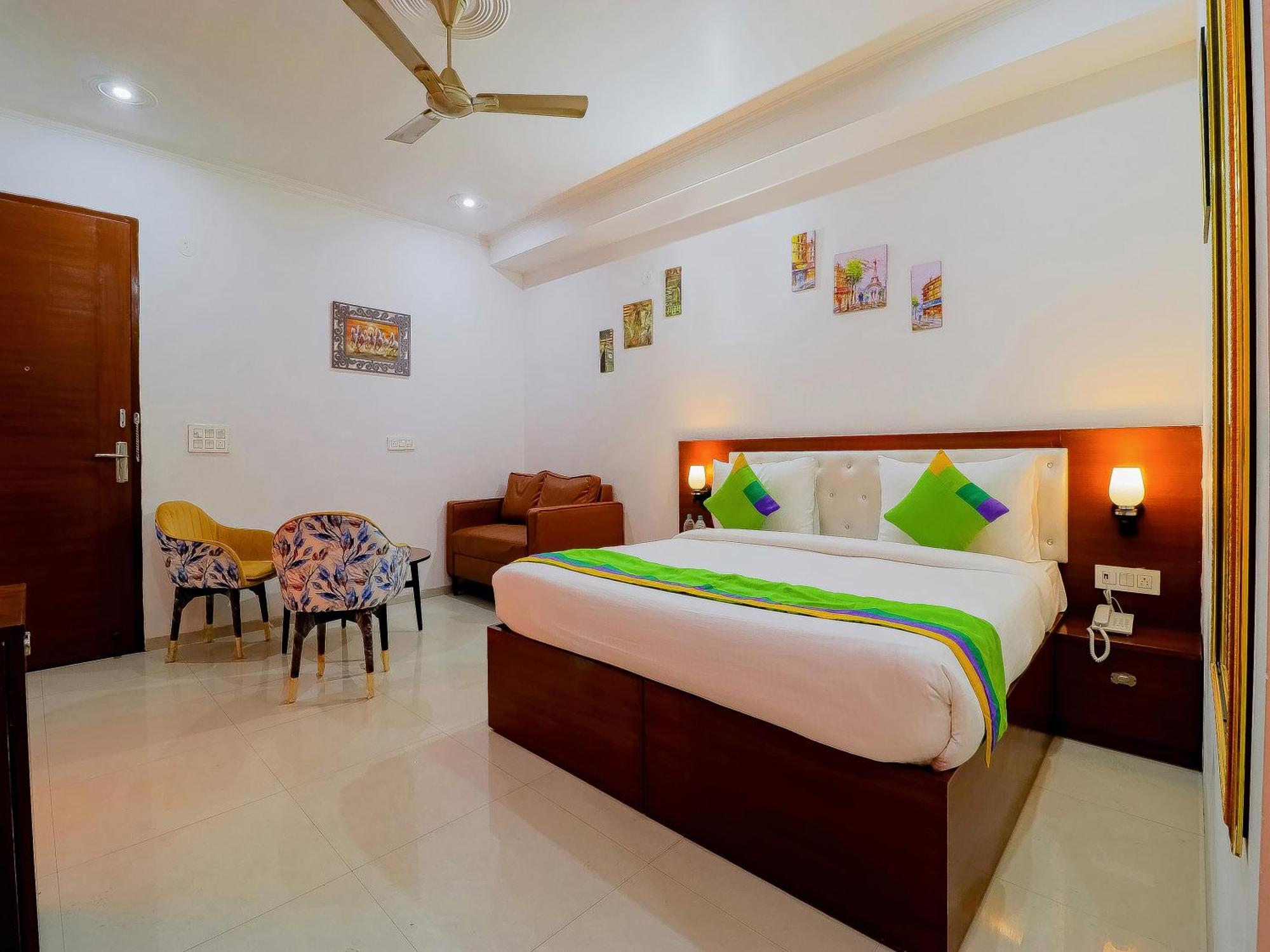 Treebo Rejoice 52 - 3Km From Huda City Metro Station Badshahpur Εξωτερικό φωτογραφία